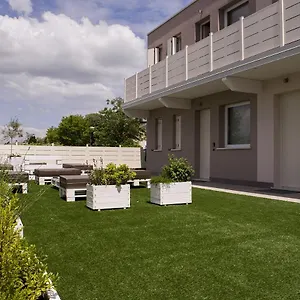 Home Suites Home Salionze